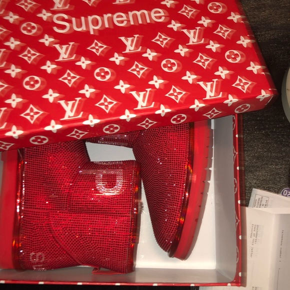 THIS COLOR ONLY IN A SIZE 9 . - Picture 3 of 4